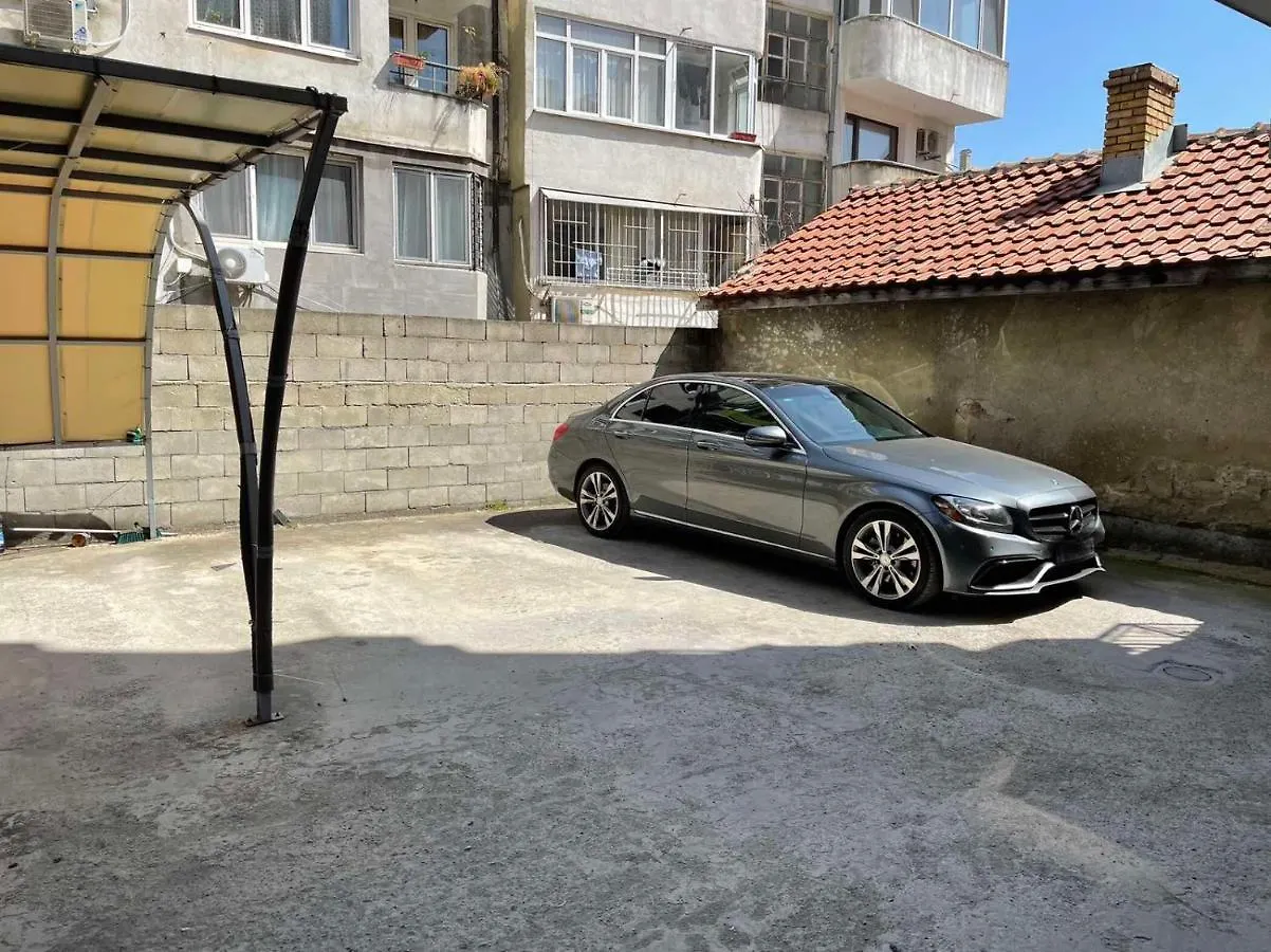 Colibri Central Apartment Warna 0*,  Bulgarien